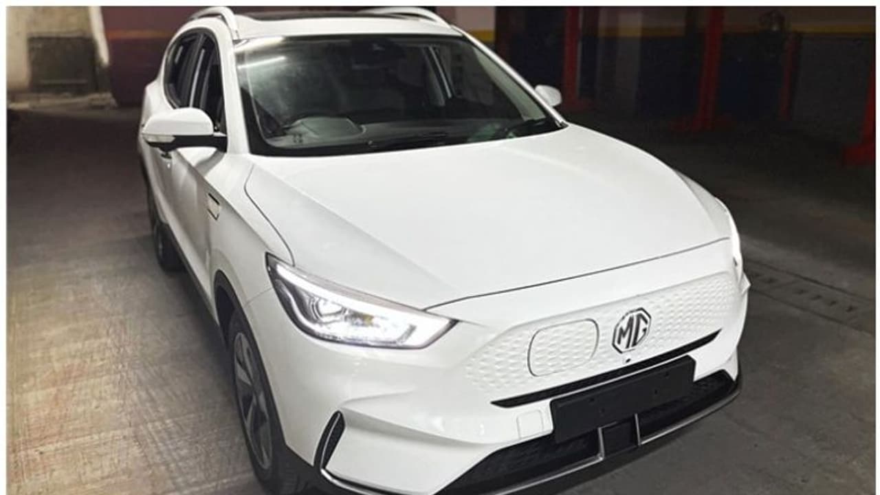 2022 ZS EV ഫെയ്സ് ലിഫ്റ്റ് വെളിപ്പെടുത്തി എംജി മോട്ടോഴ്സ്, അറിയാം സവിശേഷതകള് 2022 ZS EV ഫെയ്സ് ലിഫ്റ്റ് വെളിപ്പെടുത്തി എംജി മോട്ടോഴ്സ്, അറിയാം സവിശേഷതകള്