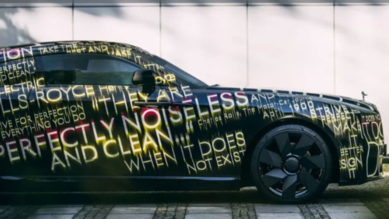 Rolls Royce electric : 2030 ഓടെ മുഴുവൻ മോഡലുകളും വൈദ്യുതീകരിക്കാൻ റോൾസ് റോയിസ്