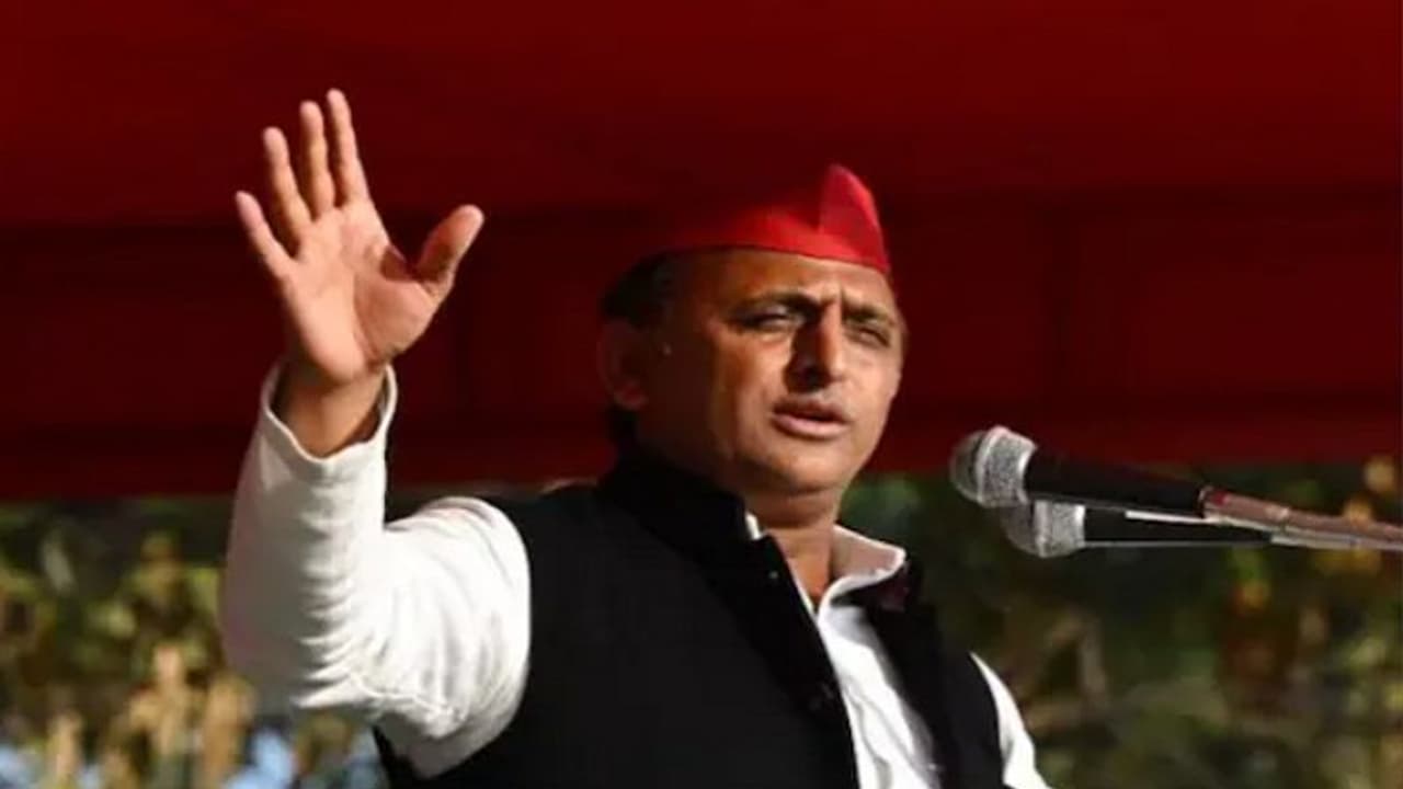 UP Elections: ಆಲೂಗಡ್ಡೆಯಿಂದ ವೋಡ್ಕಾ ಮಾಡಬಹುದಾ? ಯುಪಿ ಅಖಾಡದಲ್ಲಿ ಅಖಿಲೇಶ್ ಪ್ರಶ್ನೆ!