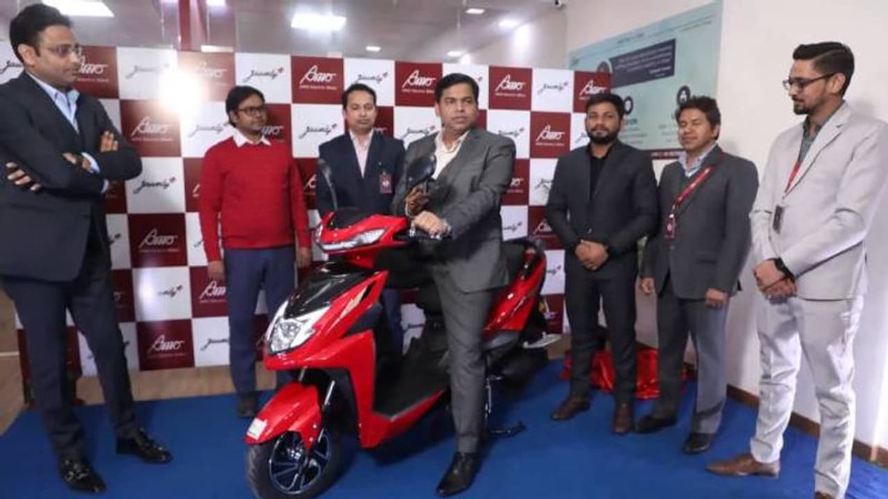 AMO Electric ने लॉन्च किया Jaunty Plus इलेक्ट्रिक स्कूटर, दमदार बैटरी के साथ मिलेंगे शानदार फीचर्स AMO Electric ने लॉन्च किया Jaunty Plus इलेक्ट्रिक स्कूटर, दमदार बैटरी के साथ मिलेंगे शानदार फीचर्स