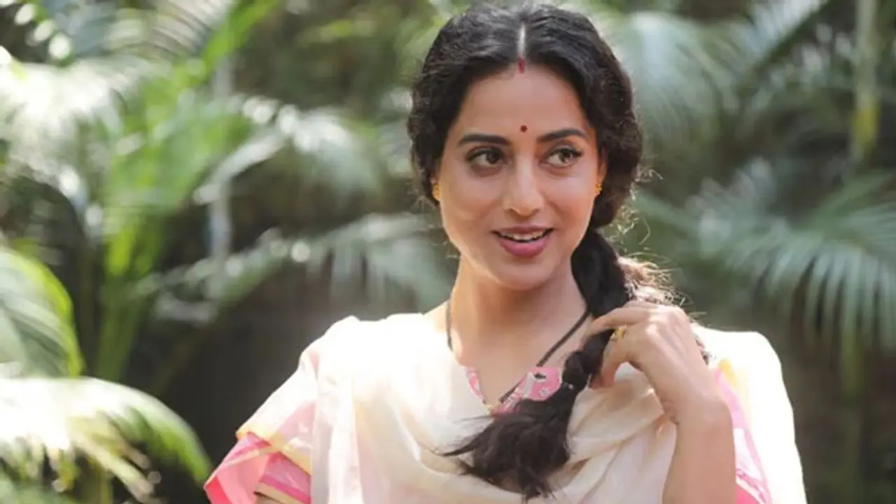 Mahie Gill’s Biography | Birth | Education | Family | Marriage | Debut | Filmography | Awards