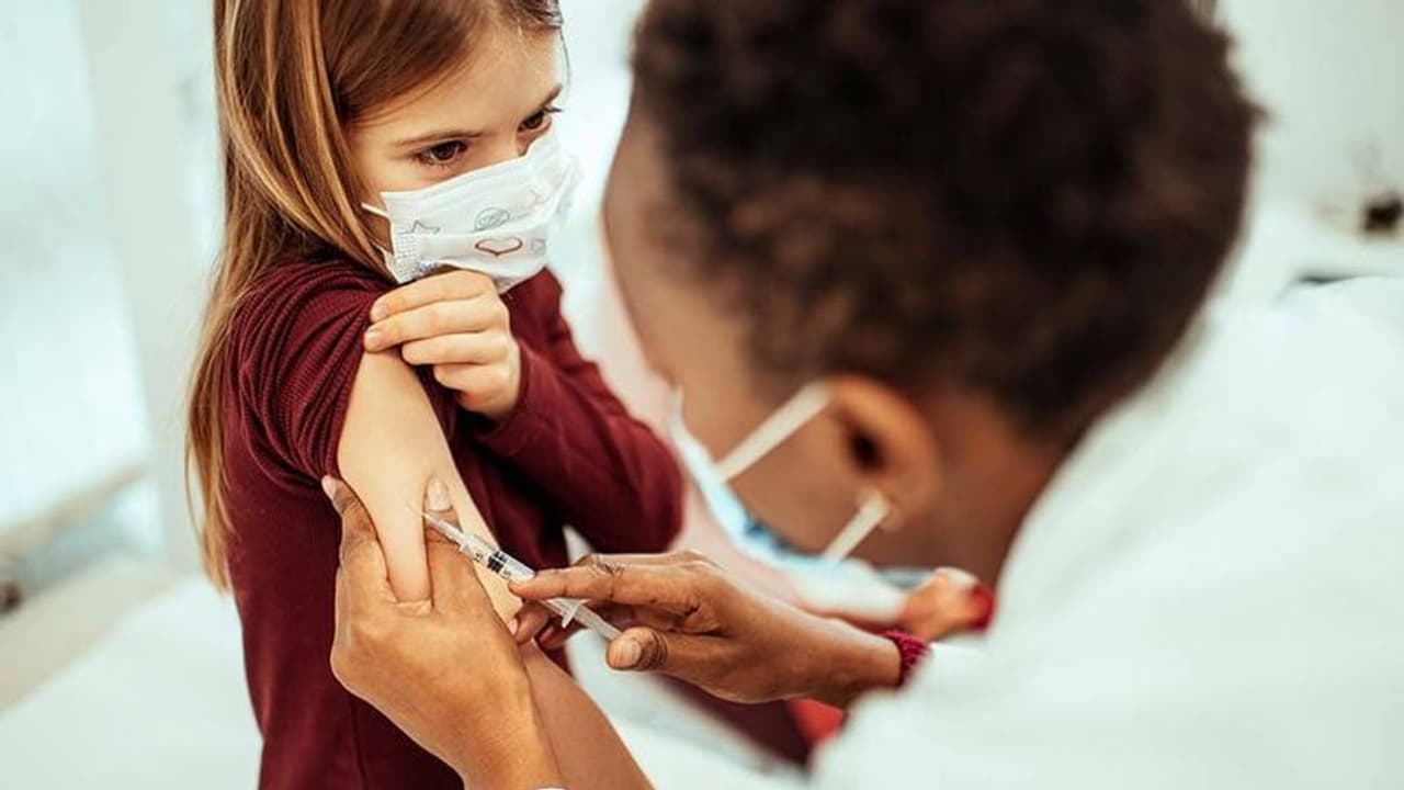കുട്ടികളിലെ ഒമിക്രോൺ വ്യാപനം; വിദഗ്ധർ പറയുന്നു കുട്ടികളിലെ ഒമിക്രോൺ വ്യാപനം; വിദഗ്ധർ പറയുന്നു