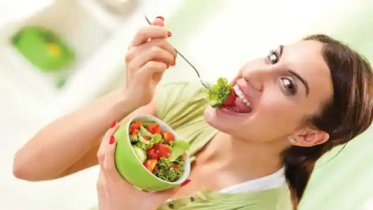 খাবার খেয়েই ধূমপান করছেন, লিভারের সমস্যা তো বাড়ছেই, শরীরের কতটা ক্ষতি করছেন জানেন? খাবার খেয়েই ধূমপান করছেন, লিভারের সমস্যা তো বাড়ছেই, শরীরের কতটা ক্ষতি করছেন জানেন?