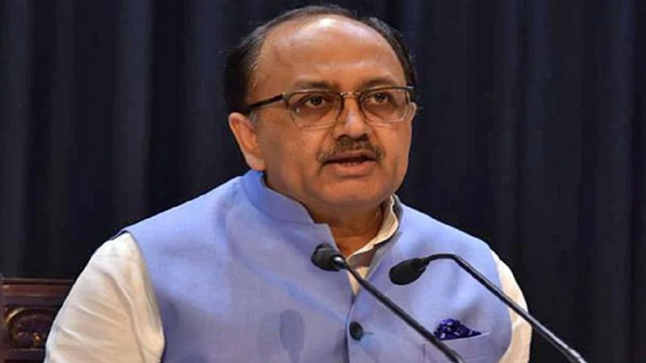 यूपी चुनाव: सिद्धार्थ नाथ सिंह ने प. बंगाल की CM पर बोला हमला, कहा अखिलेश के गुंडाराज का समर्थन करने आईं ममता यूपी चुनाव: सिद्धार्थ नाथ सिंह ने प. बंगाल की CM पर बोला हमला, कहा अखिलेश के गुंडाराज का समर्थन करने आईं ममता