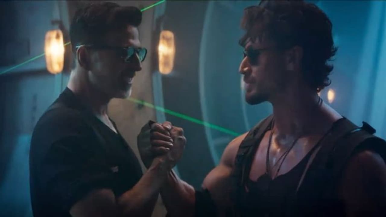Akshay Kumar Tiger Shroff की Bade Miyan Chote Miyan का टीजर आउट, धांसू एक्शन करते दिखे दोनों