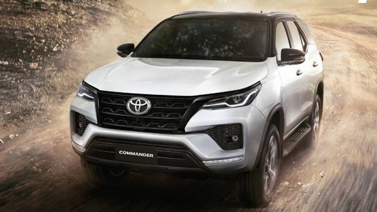 വരുന്നൂ പുതിയ ടൊയോട്ട ഫോർച്യൂണർ