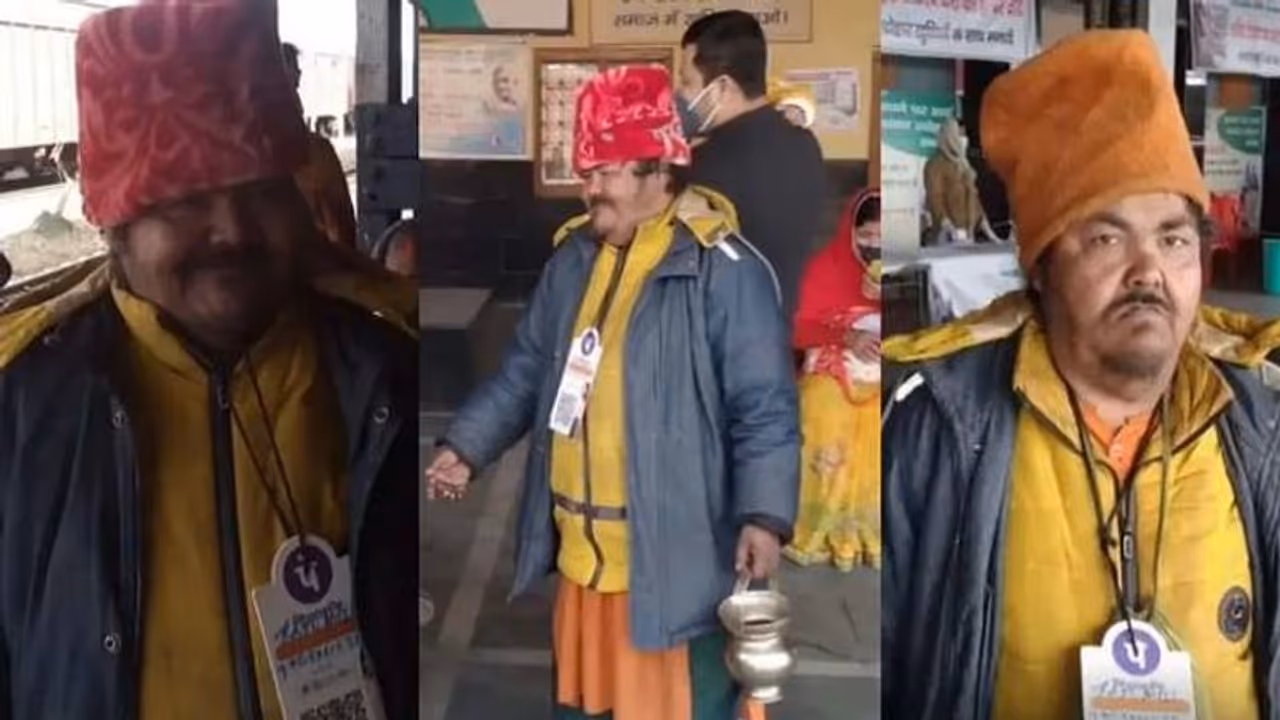 Beggar accepts digital payment : ഭിക്ഷ നൽകാൻ ചില്ലറയില്ലെങ്കിലും സാരമില്ല, ​ഗൂ​ഗിൾ പേയുണ്ടെന്ന് രാജു