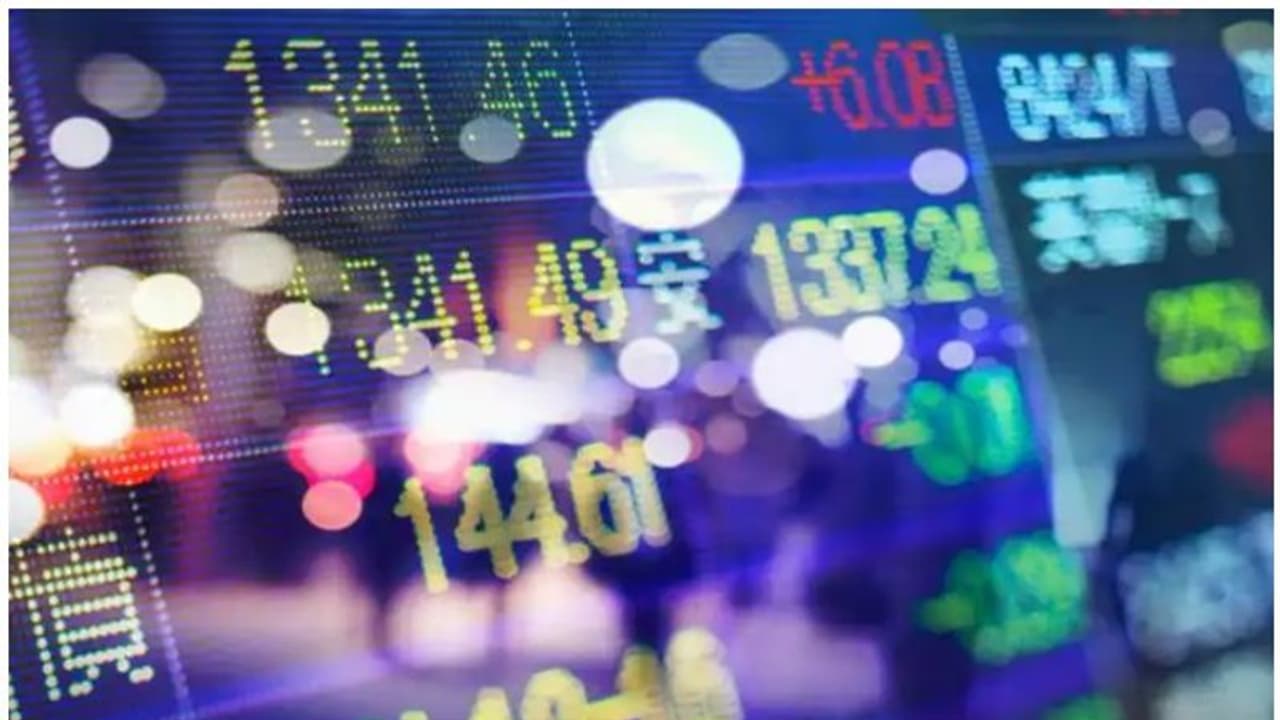 Russia Ukraine Crisis : യുദ്ധം തുടരുന്നു: ഓഹരി വിപണിയിൽ മുന്നേറ്റം Russia Ukraine Crisis : യുദ്ധം തുടരുന്നു: ഓഹരി വിപണിയിൽ മുന്നേറ്റം