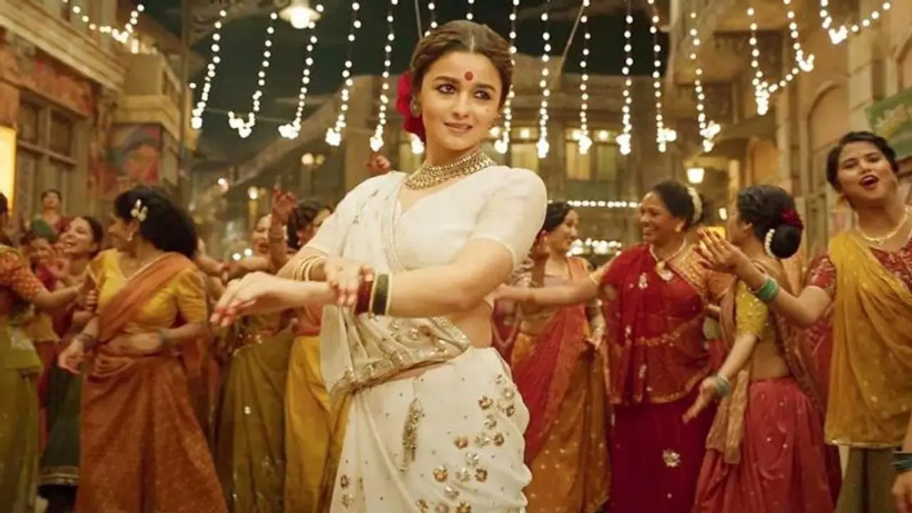 इस दिन रिलीज होगा Alia Bhatt की Gangubai Kathiawadi का ये गाना, कुछ दिनों बाद देखने मिलेगी फिल्म इस दिन रिलीज होगा Alia Bhatt की Gangubai Kathiawadi का ये गाना, कुछ दिनों बाद देखने मिलेगी फिल्म
