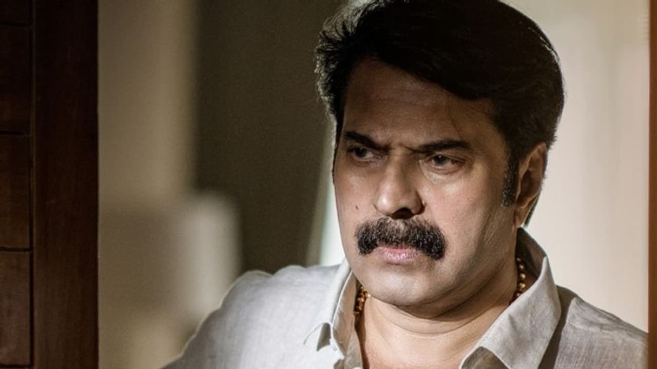 Puzhu Censored : ക്ലീന് യു സര്ട്ടിഫിക്കറ്റ്; 'പുഴു'വിന്റെ സെന്സറിംഗ് പൂര്ത്തിയായി Puzhu Censored : ക്ലീന് യു സര്ട്ടിഫിക്കറ്റ്; 'പുഴു'വിന്റെ സെന്സറിംഗ് പൂര്ത്തിയായി