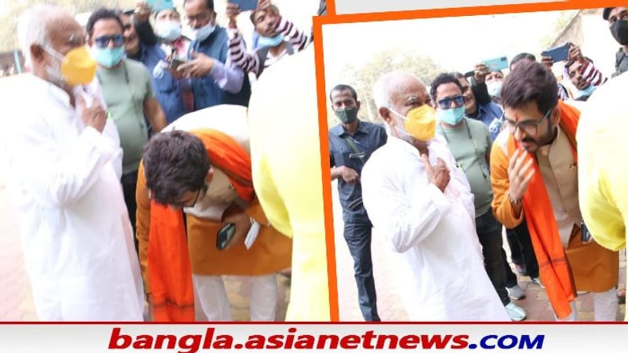 সৌজন্যর বার্তা খড়্গপুরে, তৃণমূল প্রার্থীকে প্রণাম করে মনোনয়ন জমা হিরণের সৌজন্যর বার্তা খড়্গপুরে, তৃণমূল প্রার্থীকে প্রণাম করে মনোনয়ন জমা হিরণের