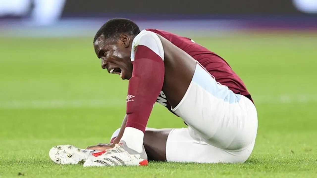 Kurt Zouma could face 4 years jail term in France for kicking cat; call for suspension grows