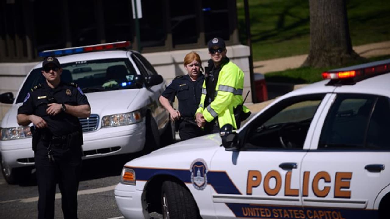 ওয়াশিংটন ডিসির একাধিক স্কুলে বোমাতঙ্ক, লাগাতার এই ঘটনায় উদ্বিগ্ন প্রশাসন