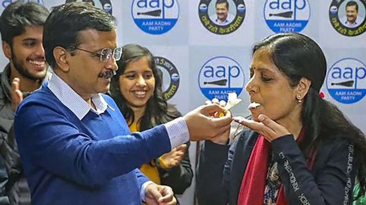 पंजाब में चुनाव प्रचार करेंगी अरविंद केजरीवाल की पत्नी और बेटी, भगवंत मान की जनसभा में शामिल होंगी पंजाब में चुनाव प्रचार करेंगी अरविंद केजरीवाल की पत्नी और बेटी, भगवंत मान की जनसभा में शामिल होंगी