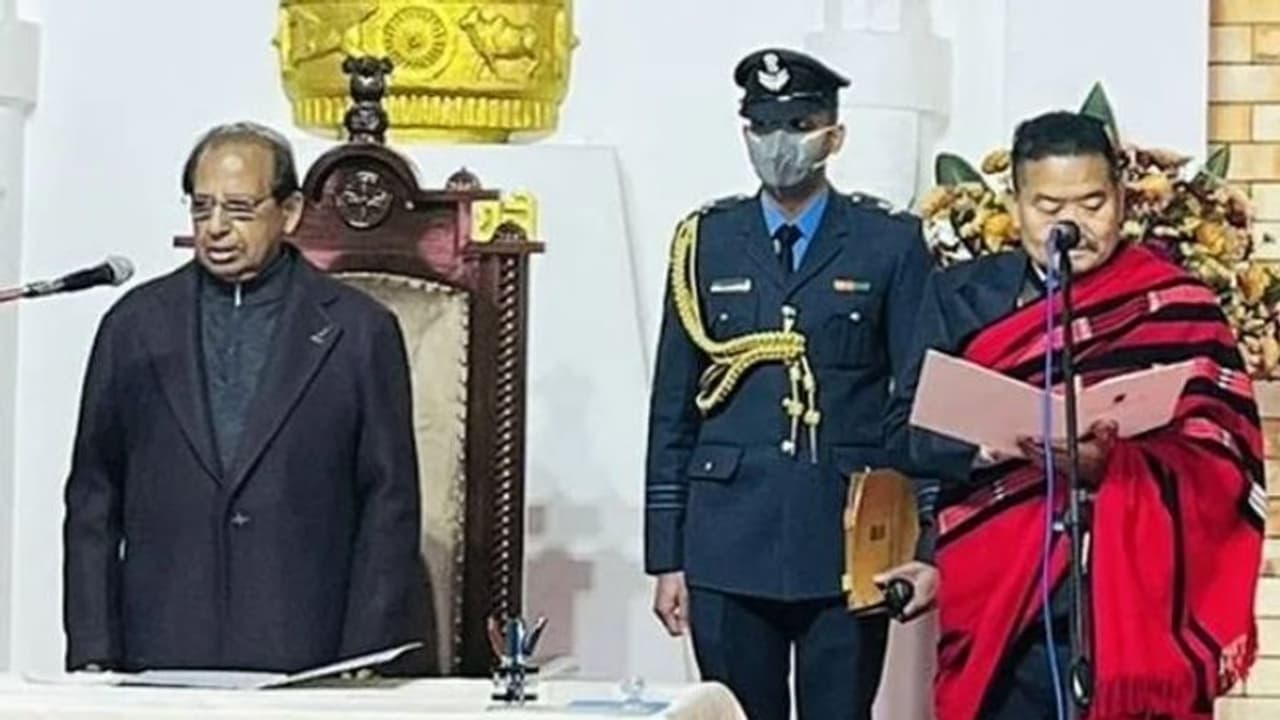 Nagaland: ప్రతిపక్షమే లేని అసెంబ్లీ.. ఏ రాష్ట్రంలో ఉందో తెలుసా! Nagaland: ప్రతిపక్షమే లేని అసెంబ్లీ.. ఏ రాష్ట్రంలో ఉందో తెలుసా!