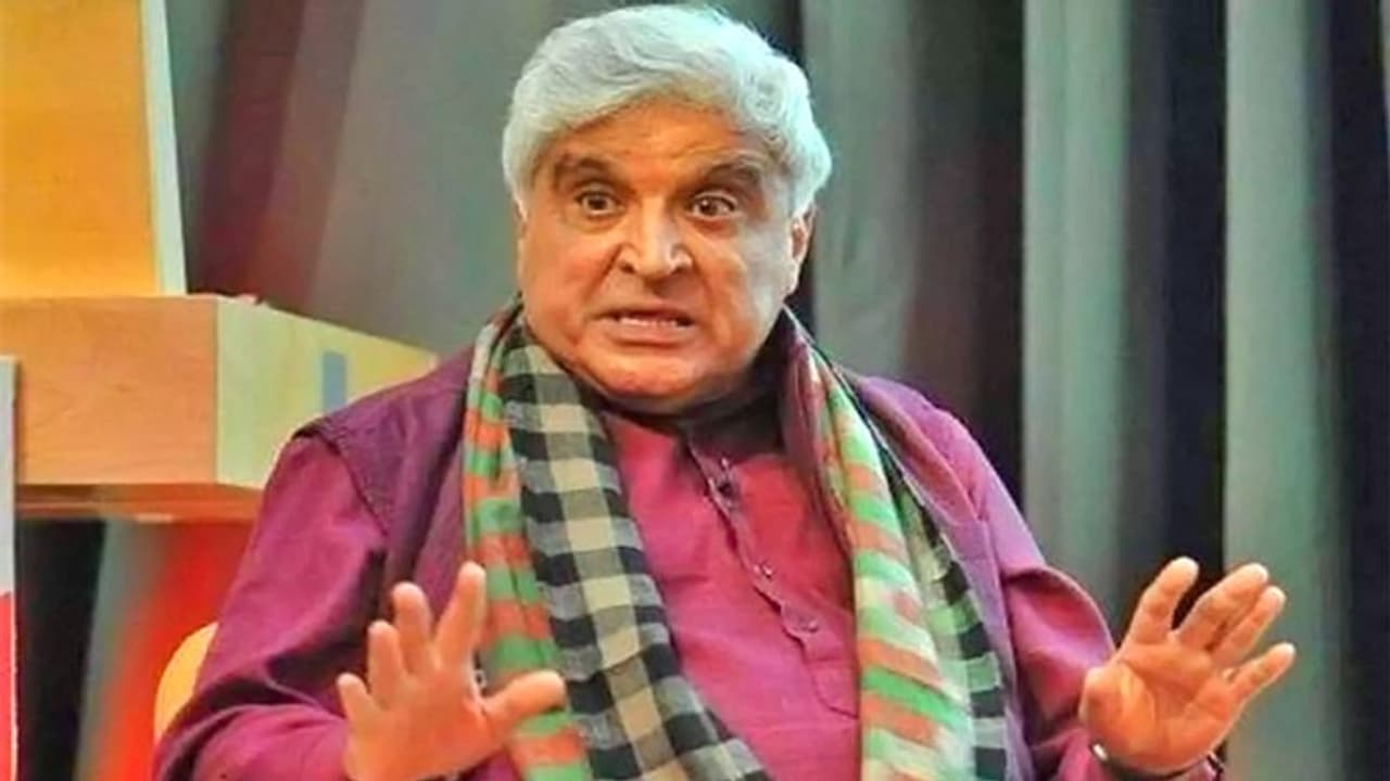हिजाब का समर्थन नहीं करता लेकिन...Javed Akhtar का दो टूक बयान