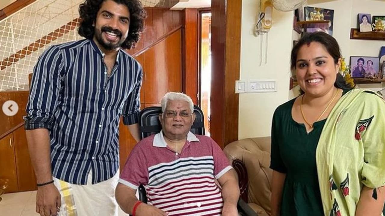 'സ്നേഹത്തിന്‍റെ അമ്പിളിപ്പുഞ്ചിരി'; ജഗതിക്കൊപ്പം കഥ പറഞ്ഞ് പാട്ടുപാടി അനൂപ്