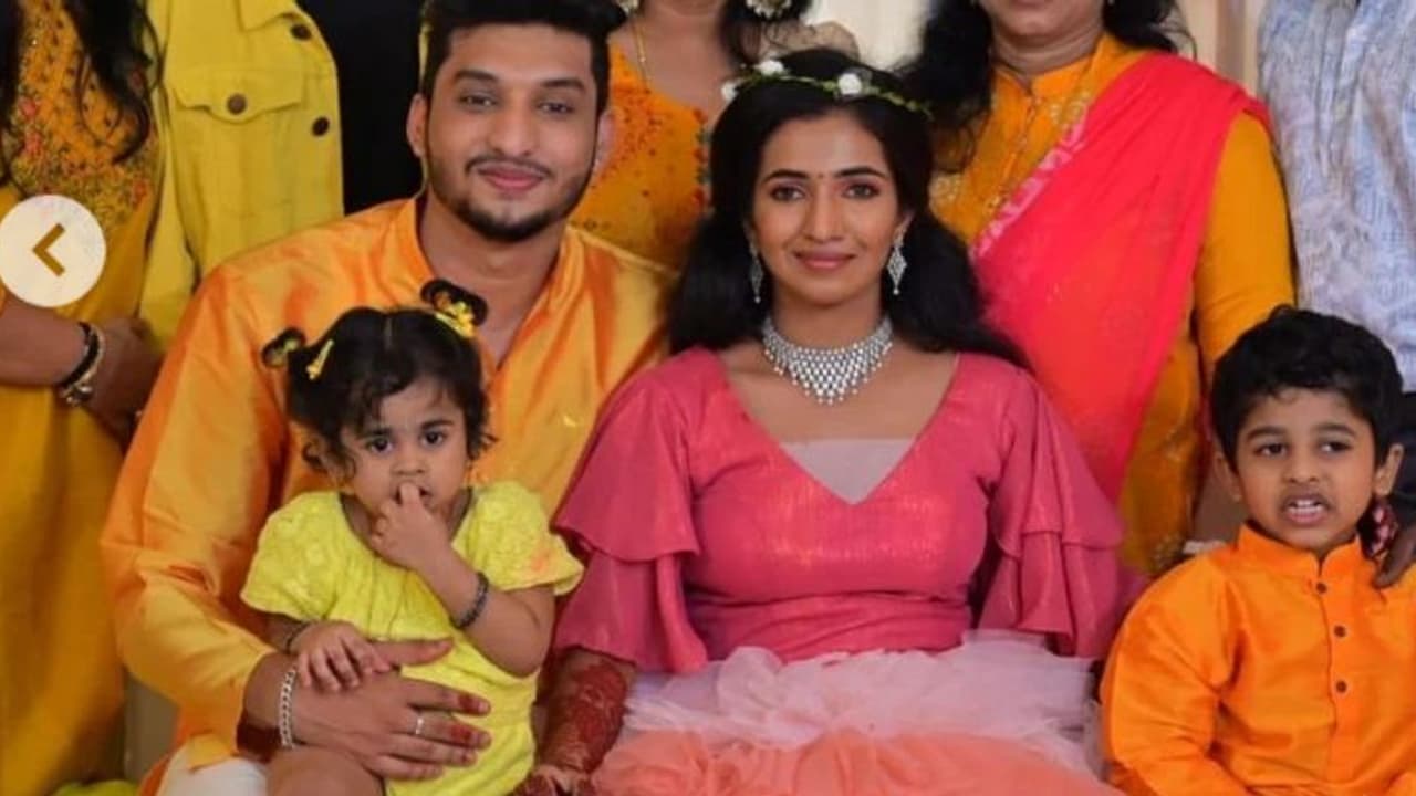 Uma Nair : 'മകളുടെ വിവാഹ നിശ്ചയം കഴിഞ്ഞു'; വിശേഷം പങ്കുവച്ച് ഉമ നായർ