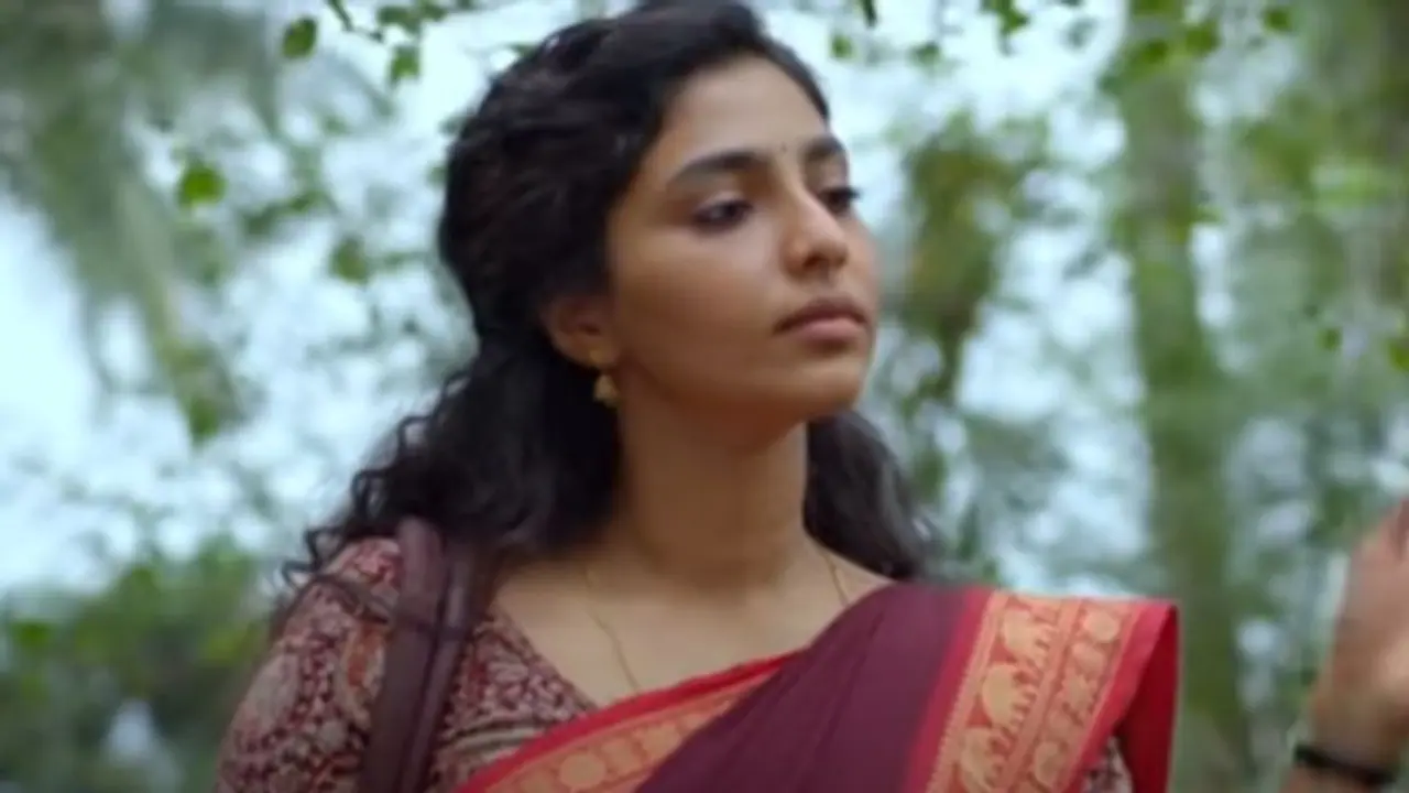 Archana 31 not out : 'അര്‍ച്ചന 31 നോട്ട് ഔട്ട്' തിയറ്ററുകളിലേക്ക്, നന്ദി പറഞ്ഞ് ഐശ്വര്യ ലക്ഷ്‍മി