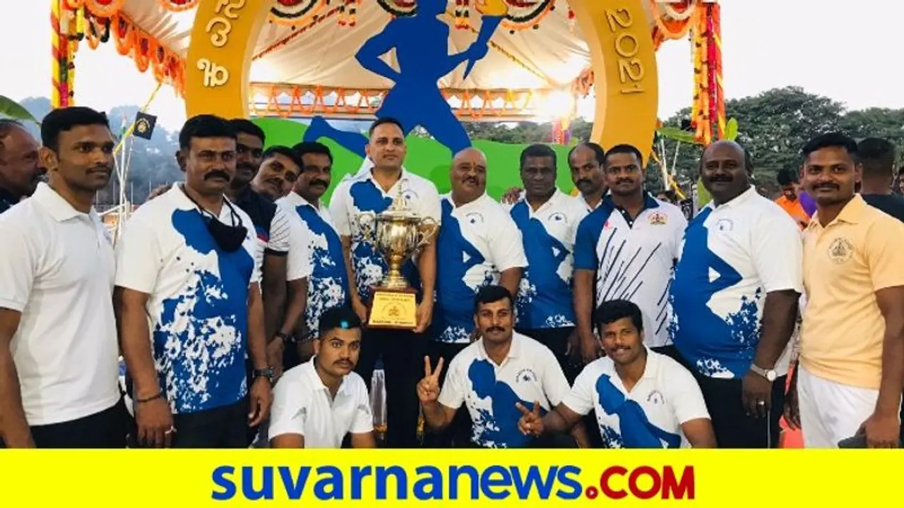 Karnataka Police: ದಾವಣಗೆರೆ ಮಣಿಸಿ ಬೆಂಗಳೂರು ಪೊಲೀಸರು ಕಬಡ್ಡಿ ಚಾಂಪಿಯನ್ಸ್ Karnataka Police: ದಾವಣಗೆರೆ ಮಣಿಸಿ ಬೆಂಗಳೂರು ಪೊಲೀಸರು ಕಬಡ್ಡಿ ಚಾಂಪಿಯನ್ಸ್