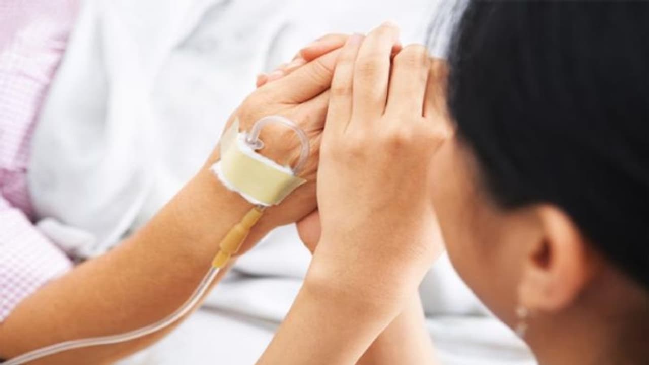 World Day of the Sick: क्या होता है बीमारों का विश्व दिवस, जानें कब और क्यों मनाया जाता है ये दिन World Day of the Sick: क्या होता है बीमारों का विश्व दिवस, जानें कब और क्यों मनाया जाता है ये दिन