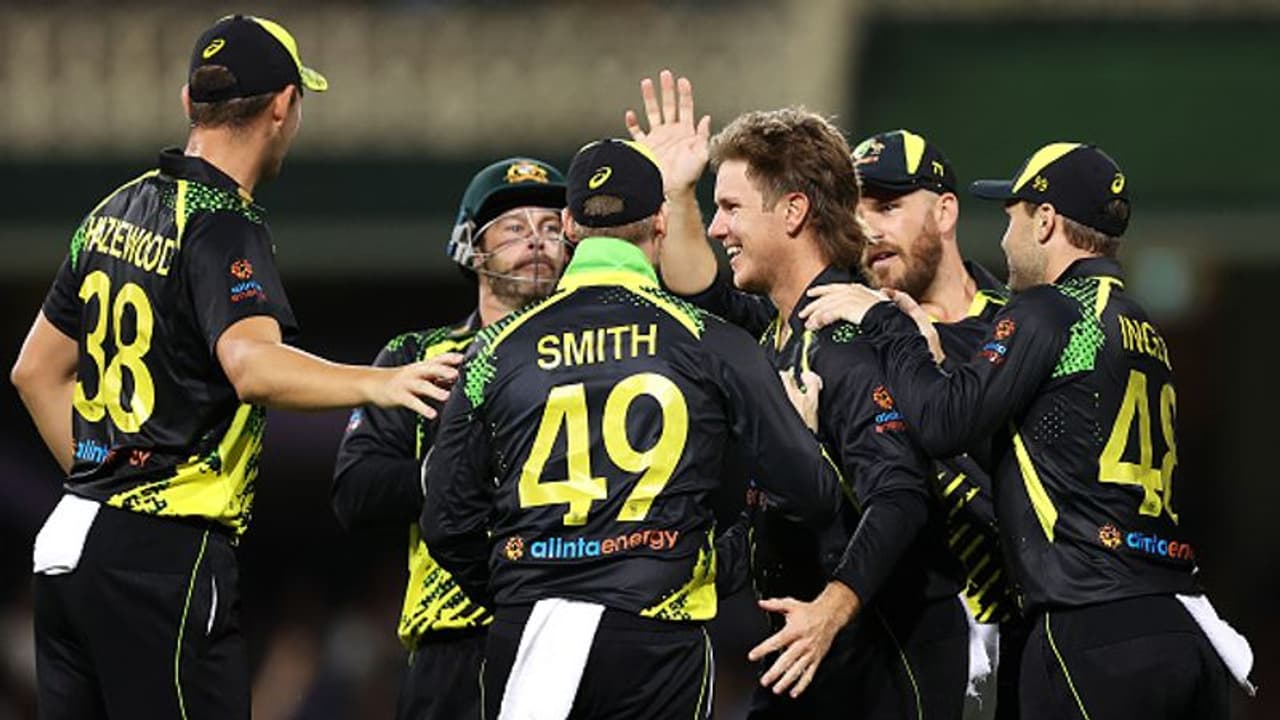 Australia vs Sri Lanka: உச்சகட்ட பரபரப்பில் டையில் முடிந்த 2வது டி20..! சூப்பர் ஓவரில் ஆஸ்திரேலியா வெற்றி