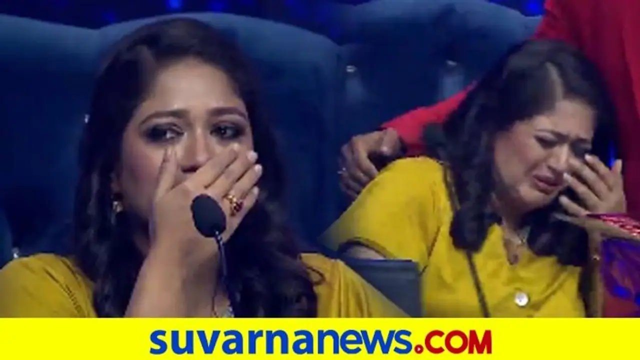 ಚಿರು ಕೊಟ್ಟ ಮೊದಲ ಗಿಫ್ಟ್, ಧ್ವನಿ ಕೇಳಿ ವೇದಿಕೆ ಮೇಲೆ ಭಾವುಕರಾದ Meghana Raj! ಚಿರು ಕೊಟ್ಟ ಮೊದಲ ಗಿಫ್ಟ್, ಧ್ವನಿ ಕೇಳಿ ವೇದಿಕೆ ಮೇಲೆ ಭಾವುಕರಾದ Meghana Raj!