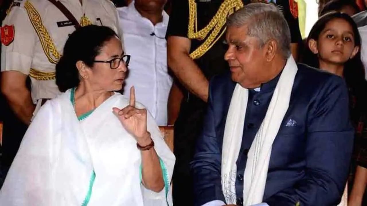 Mamata Vs Governor: மேற்கு வங்க சட்டமன்றம் அதிரடியாக ஒத்திவைப்பு..ஆளுநர் எடுத்த திடீர் நடவடிக்கை.. Mamata Vs Governor: மேற்கு வங்க சட்டமன்றம் அதிரடியாக ஒத்திவைப்பு..ஆளுநர் எடுத்த திடீர் நடவடிக்கை..