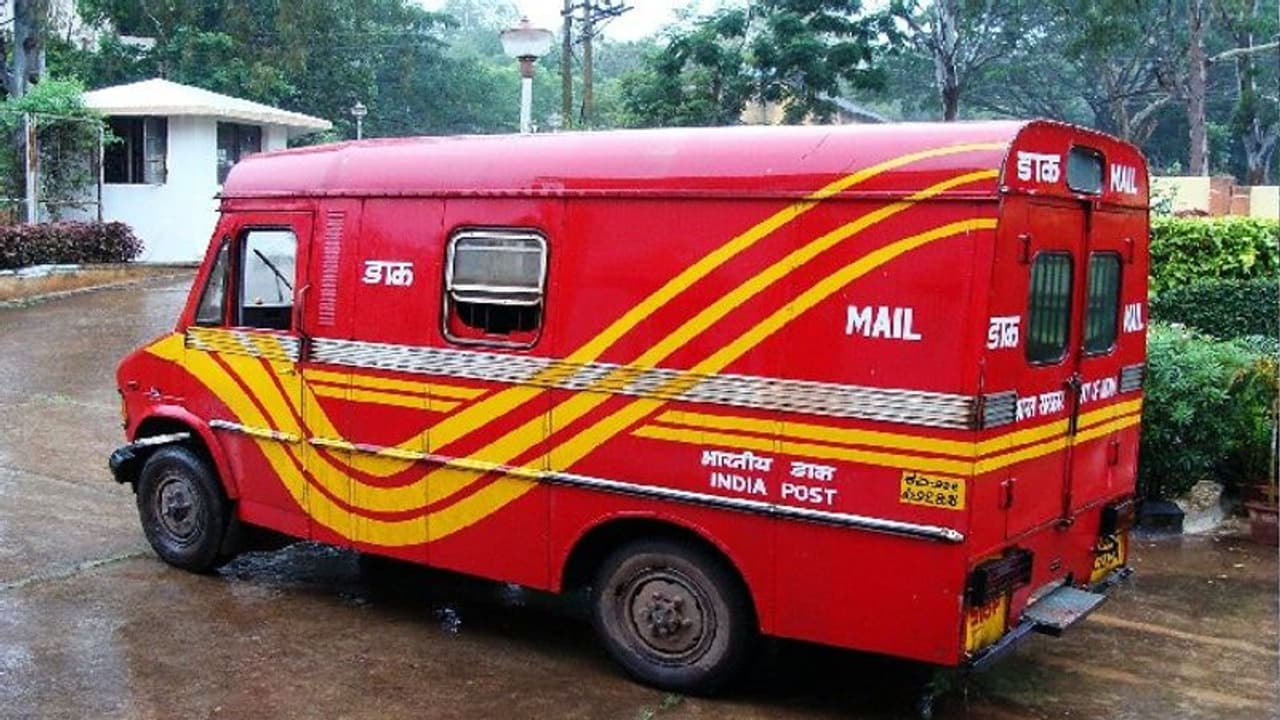 സര്‍വര്‍ തകരാര്‍ മൂലം മൂന്ന് ദിവസമായി രാജ്യത്തെ തപാൽ സര്‍വീസ് അവതാളത്തിൽ 