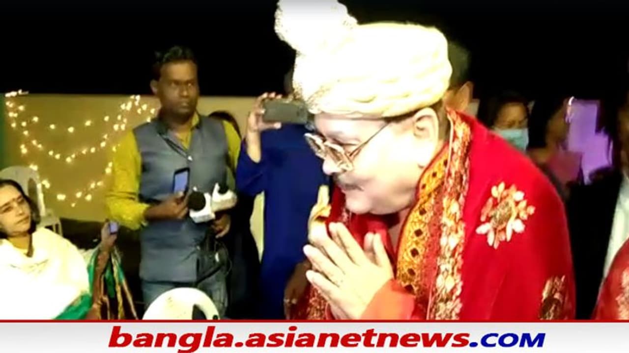 সত্যিই কী দ্বিতীয় বিয়ে করছেন মদন মিত্র, নাকি কোনও রাজনৈতিক স্টান্ট, জোর গুঞ্জন রাজনৈতিক মহলে সত্যিই কী দ্বিতীয় বিয়ে করছেন মদন মিত্র, নাকি কোনও রাজনৈতিক স্টান্ট, জোর গুঞ্জন রাজনৈতিক মহলে