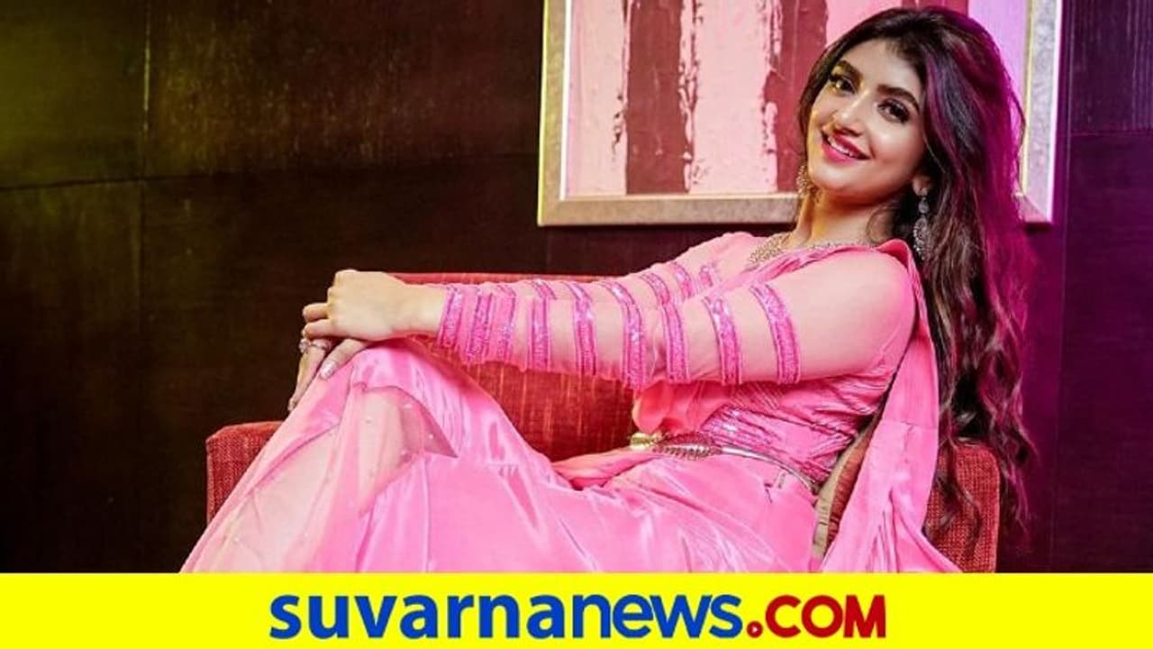 ದಿವ್ಯಾಂಗ ಮಕ್ಕಳನ್ನು ದತ್ತು ಪಡೆದ By Two Love ನಟಿ ಶ್ರೀಲೀಲಾ! ದಿವ್ಯಾಂಗ ಮಕ್ಕಳನ್ನು ದತ್ತು ಪಡೆದ By Two Love ನಟಿ ಶ್ರೀಲೀಲಾ!