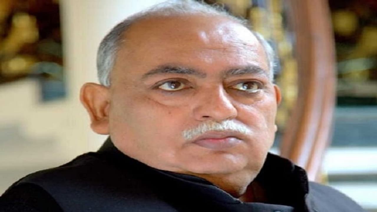 यूपी चुनाव में वोट नहीं डाल पाएंगे मशहूर शायर मुनव्वर राना, जानिए क्या समस्या आ रही सामने यूपी चुनाव में वोट नहीं डाल पाएंगे मशहूर शायर मुनव्वर राना, जानिए क्या समस्या आ रही सामने