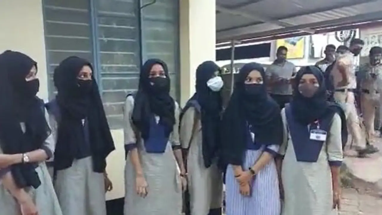 Karnataka HM warns: 'Today it is about hijab, tomorrow they may seek syllabus change' Karnataka HM warns: 'Today it is about hijab, tomorrow they may seek syllabus change'