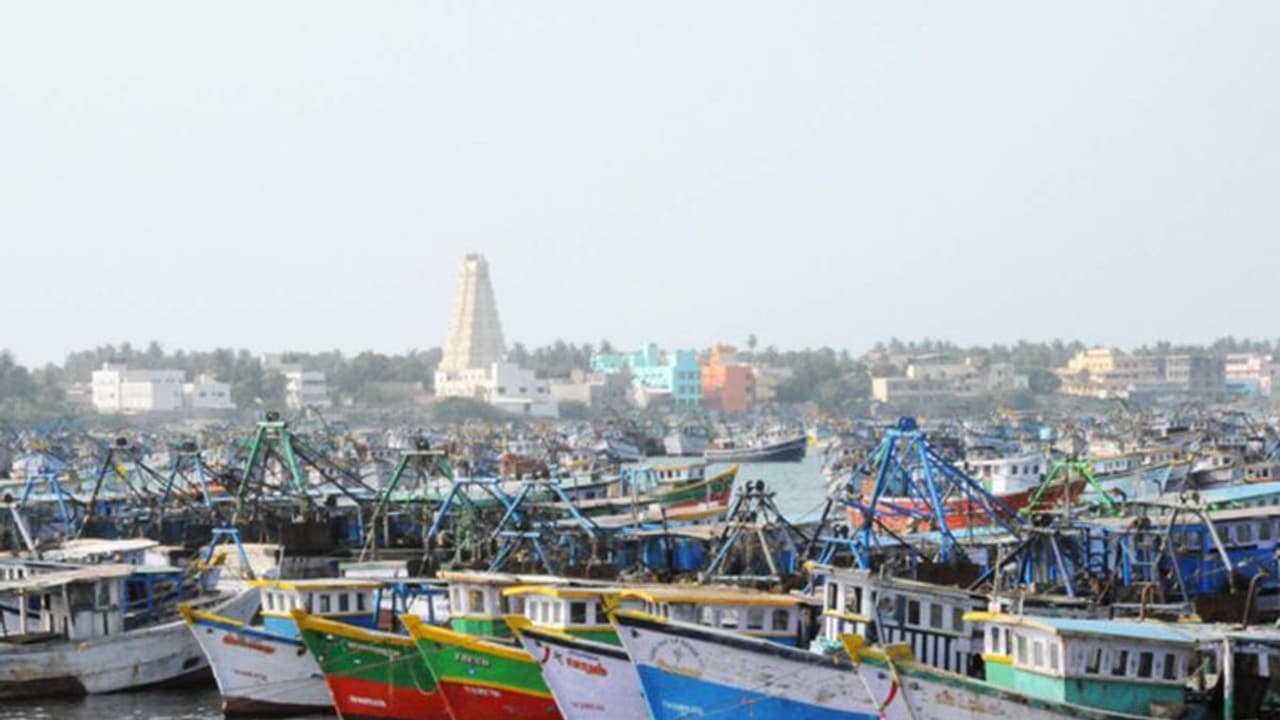 தமிழக மீனவர்கள் கைதுக்கு முடிவு இல்லையா..? தொடர்ந்து 2 வாரங்களில் 44 பேர் கைது.. ராமதாஸ் கோரிக்கை.. தமிழக மீனவர்கள் கைதுக்கு முடிவு இல்லையா..? தொடர்ந்து 2 வாரங்களில் 44 பேர் கைது.. ராமதாஸ் கோரிக்கை..