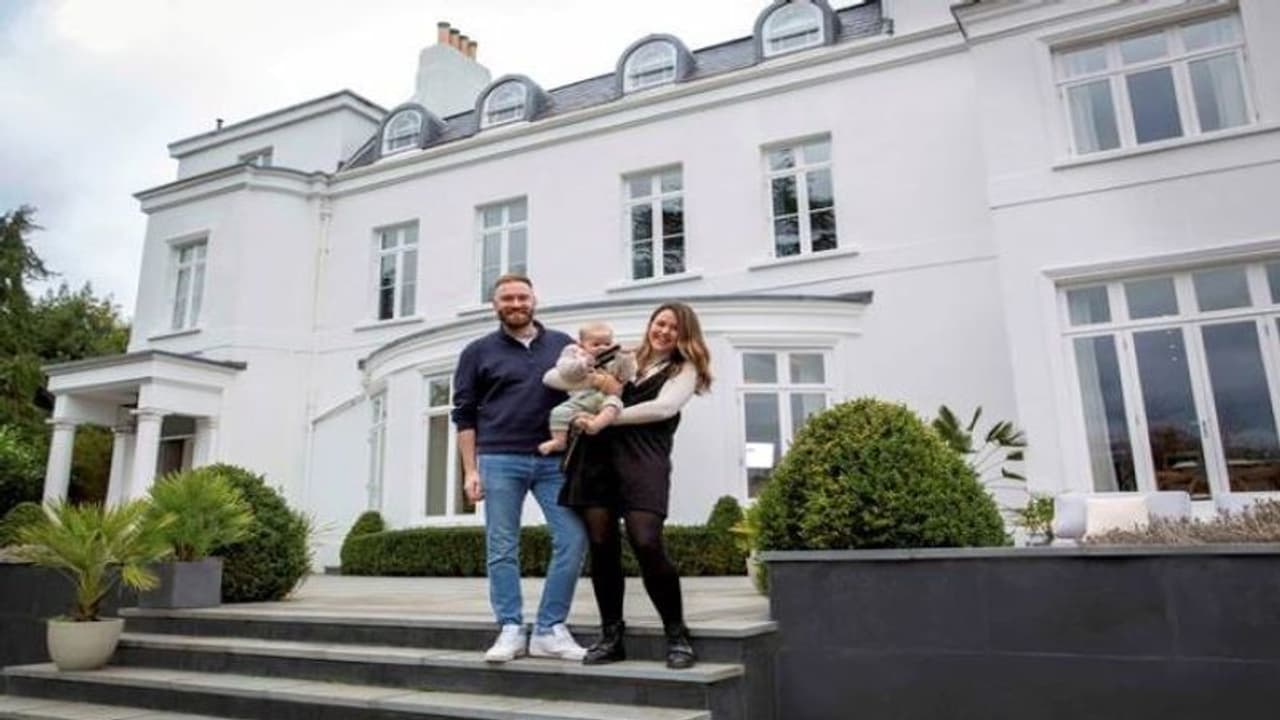 पत्नी ने पलटाई किस्मत, जीवनभर लॉटरी खेला मगर 1 रुपए भी नहीं जीता, wife ने पहली बार में पाया 35 करोड़ का बंगला पत्नी ने पलटाई किस्मत, जीवनभर लॉटरी खेला मगर 1 रुपए भी नहीं जीता, wife ने पहली बार में पाया 35 करोड़ का बंगला