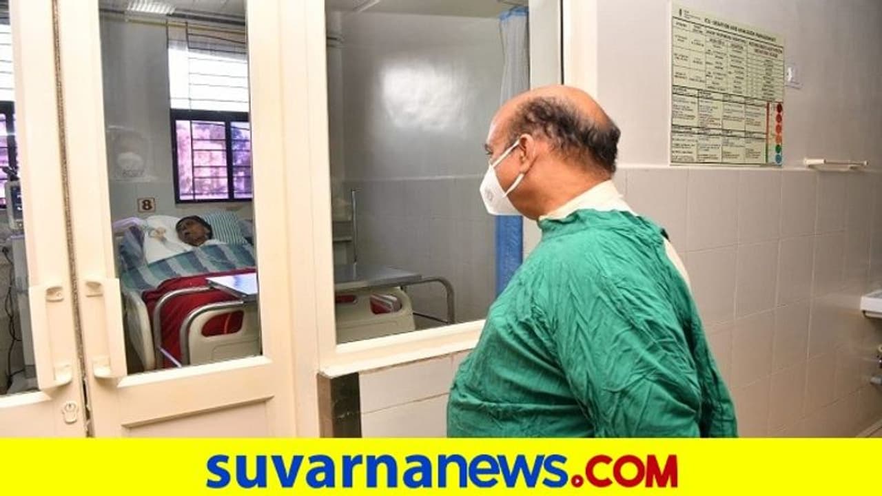 ಕವಿ ಡಾ.ಚೆನ್ನವೀರ ಕಣವಿ ಆರೋಗ್ಯ ವಿಚಾರಿಸಿದ ಸಿಎಂ ಬೊಮ್ಮಾಯಿ