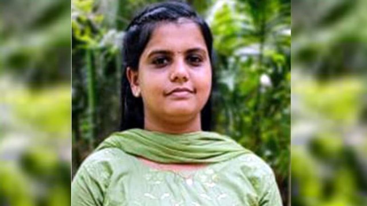 വിവാഹം തിങ്കളാഴ്ച, ആദ്യ വിരുന്ന് ശനിയാഴ്ച, യുവതിയെ പുഴയിൽ മരിച്ചനിലയിൽ കണ്ടെത്തിയ സംഭവത്തിൽ ദുരൂഹത വിവാഹം തിങ്കളാഴ്ച, ആദ്യ വിരുന്ന് ശനിയാഴ്ച, യുവതിയെ പുഴയിൽ മരിച്ചനിലയിൽ കണ്ടെത്തിയ സംഭവത്തിൽ ദുരൂഹത