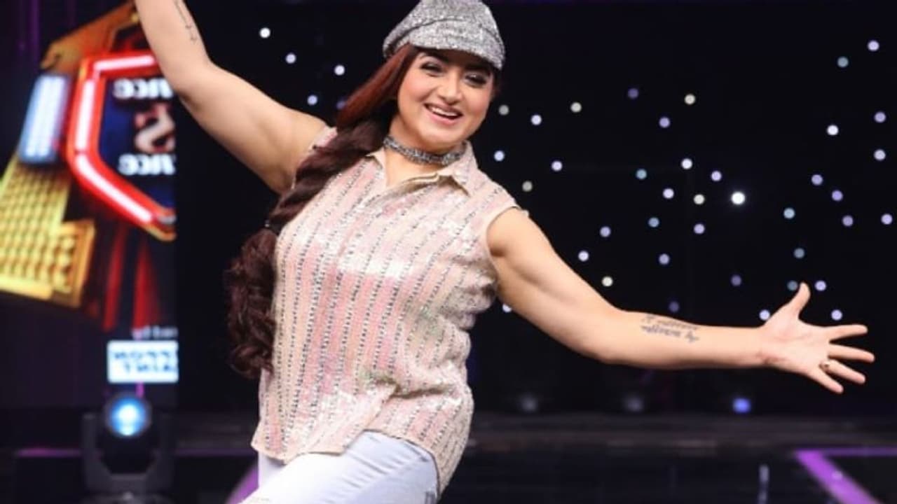 அட்ராசக்க.... உடல் எடையை குறைத்து ஸ்லிம்மான குஷ்புவுக்கு தேடி வந்த ஹீரோயின் சான்ஸ் யாருக்கு ஜோடி தெரியுமா? அட்ராசக்க.... உடல் எடையை குறைத்து ஸ்லிம்மான குஷ்புவுக்கு தேடி வந்த ஹீரோயின் சான்ஸ் யாருக்கு ஜோடி தெரியுமா?