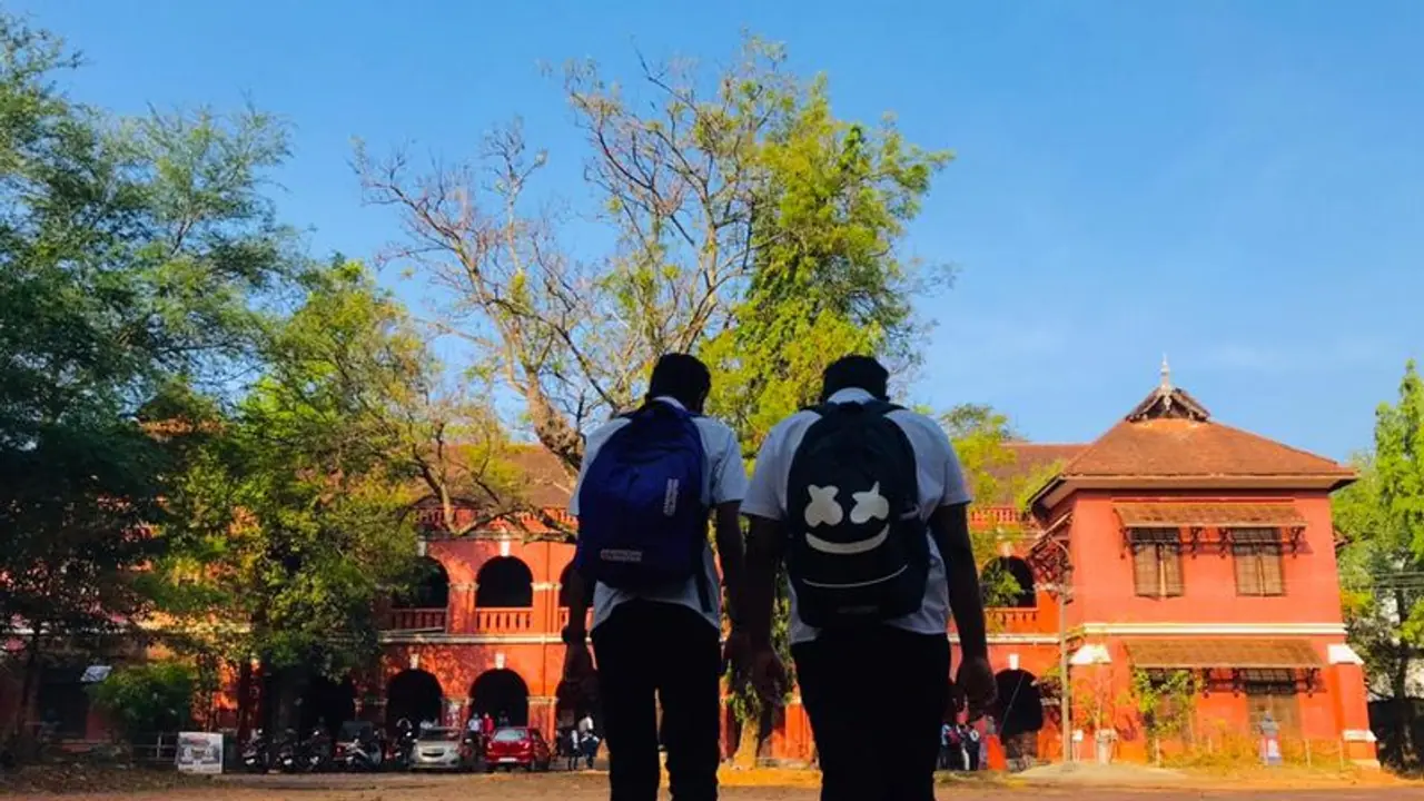 പ്ലസ് വണ് പ്രവേശനത്തിന് ജൂലൈ 11 മുതൽ അപേക്ഷിക്കാം, ഏഴ് ജില്ലകളിൽ 30 ശതമാനം സീറ്റ് വര്ധിപ്പിക്കും, പ്ലസ് വണ് പ്രവേശനത്തിന് ജൂലൈ 11 മുതൽ അപേക്ഷിക്കാം, ഏഴ് ജില്ലകളിൽ 30 ശതമാനം സീറ്റ് വര്ധിപ്പിക്കും,