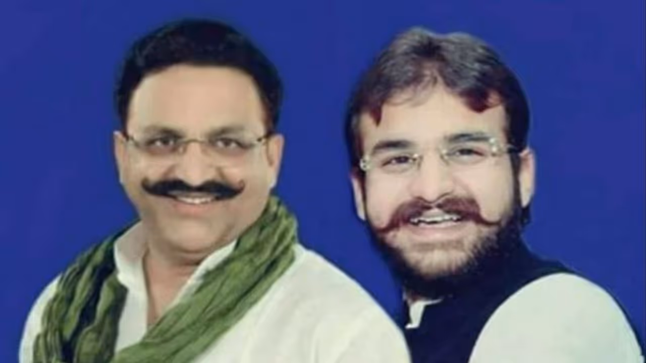 राजनीतिक विरासत को संभालेंगे अब्बास, मुख्तार अंसारी की जगह यूपी चुनाव के लिए किया नामांकन राजनीतिक विरासत को संभालेंगे अब्बास, मुख्तार अंसारी की जगह यूपी चुनाव के लिए किया नामांकन