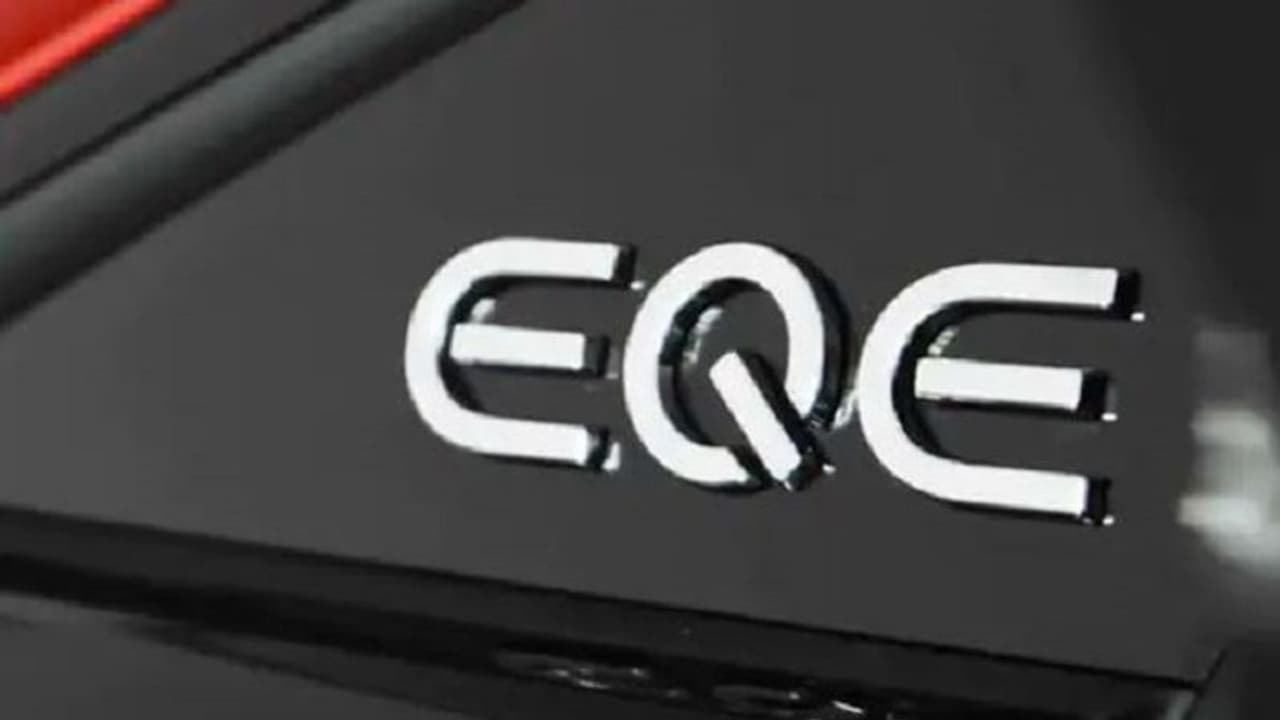 Mercedes AMG EQE SUV:ఈ కొత్త కార్ సింగిల్ ఫుల్ ఛార్జ్ మైలేజ్ ఎంతో తెలుసా.. టీజర్ వీడియో ఔట్.. Mercedes AMG EQE SUV:ఈ కొత్త కార్ సింగిల్ ఫుల్ ఛార్జ్ మైలేజ్ ఎంతో తెలుసా.. టీజర్ వీడియో ఔట్..