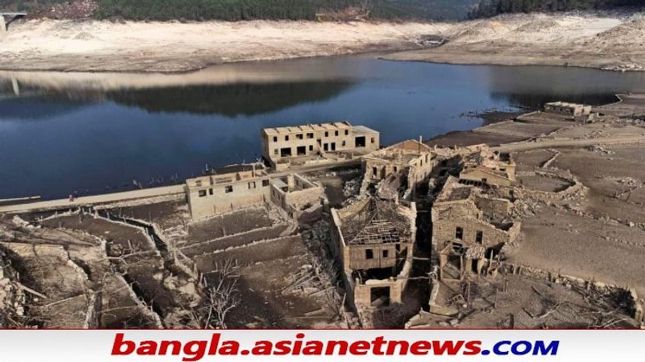 ৩০ বছর পর জলের তলা থেকে উঠে এল 'ভুতুরে গ্রাম', ভবিষ্যৎ নিয়ে উদ্বিগ্ন স্থানীয় বাসিন্দারা ৩০ বছর পর জলের তলা থেকে উঠে এল 'ভুতুরে গ্রাম', ভবিষ্যৎ নিয়ে উদ্বিগ্ন স্থানীয় বাসিন্দারা