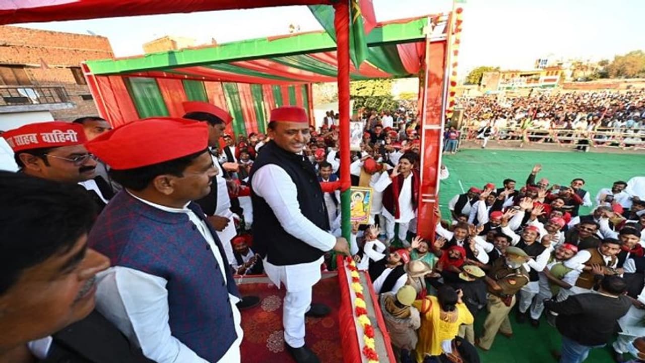 अखिलेश यादव बोले सीएम के चेहरे पर 12 बजे हुए, यूपी चुनाव दूसरे चरण से पहले नहीं आई नींद