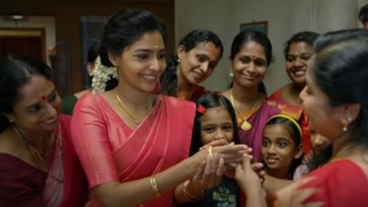 Archana 31 Not Out Song : 'കല്യാണമാണേ..', 'അര്ച്ചന 31 നോട്ട് ഔട്ടി'ലെ വീഡിയോ ഗാനം Archana 31 Not Out Song : 'കല്യാണമാണേ..', 'അര്ച്ചന 31 നോട്ട് ഔട്ടി'ലെ വീഡിയോ ഗാനം