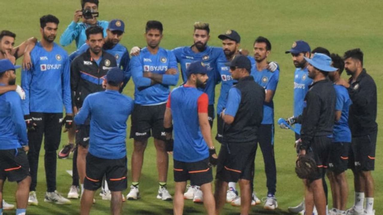 শ্রীলঙ্কার বিরুদ্ধে ভারতীয় টেস্ট ও টি২০ দলে একাধিক পরিবর্তন, দেখে নিন সম্পূর্ণ স্কোয়াড