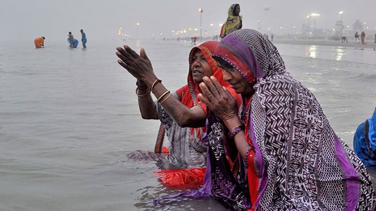Maghi Purnima 2022: 16 फरवरी को माघी पूर्णिमा पर बन रहे हैं ग्रहों के शुभ योग, ये उपाय करने से होगा फायदा Maghi Purnima 2022: 16 फरवरी को माघी पूर्णिमा पर बन रहे हैं ग्रहों के शुभ योग, ये उपाय करने से होगा फायदा