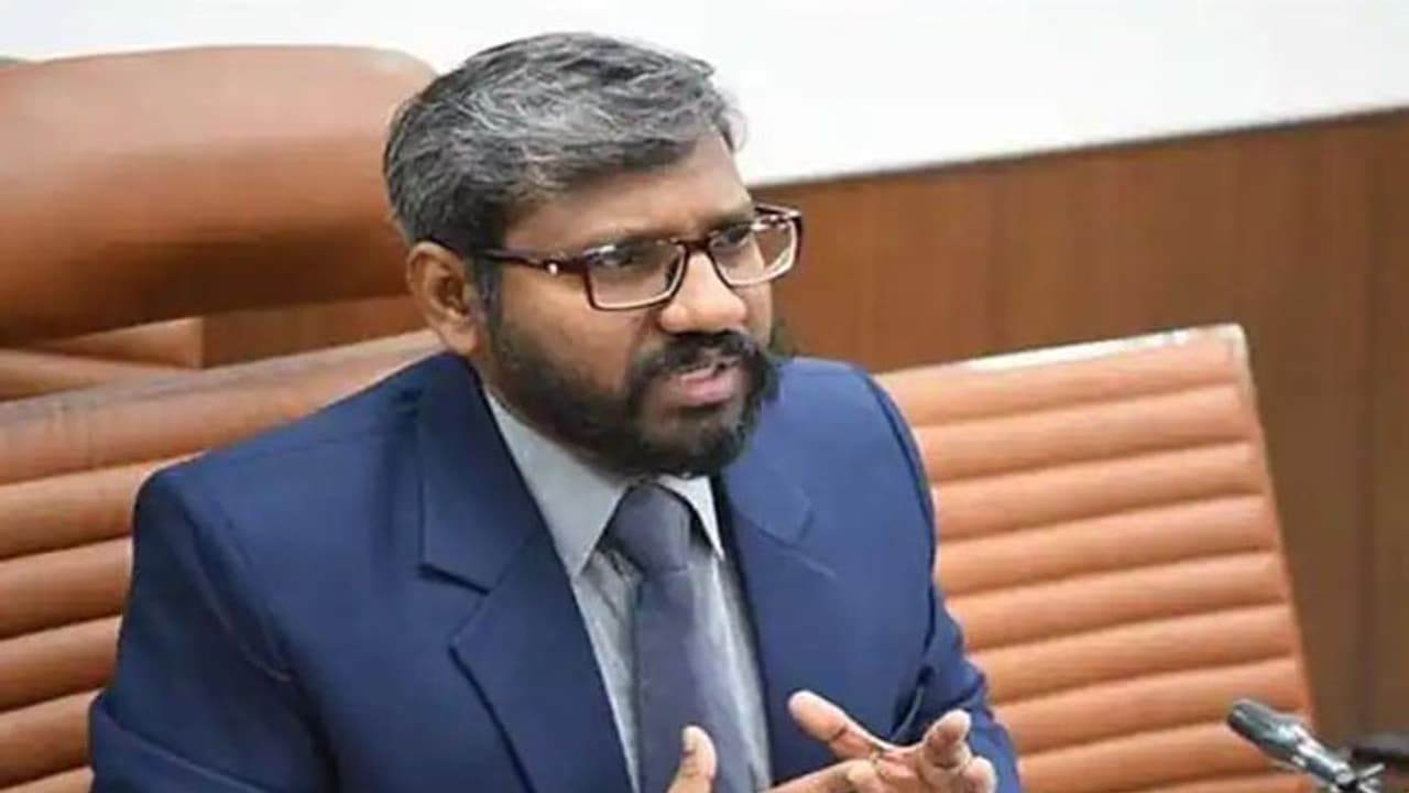 पंजाब चुनाव: पर्यावरण को भी बचाने में लगा चुनाव आयोग, ध्वनि प्रदूषण पर 12 दलों को नोटिस जारी पंजाब चुनाव: पर्यावरण को भी बचाने में लगा चुनाव आयोग, ध्वनि प्रदूषण पर 12 दलों को नोटिस जारी