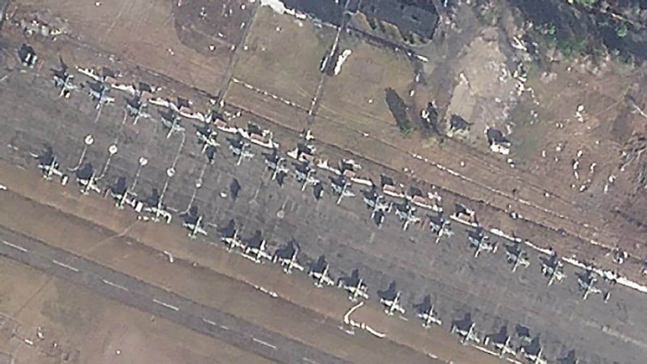 ইউক্রেন সীমান্তে উত্তেজনা, রাশিয়ার গতিবিধি বৃদ্ধির প্রমাণ দিচ্ছে নয়া উপগ্রহ চিত্র ইউক্রেন সীমান্তে উত্তেজনা, রাশিয়ার গতিবিধি বৃদ্ধির প্রমাণ দিচ্ছে নয়া উপগ্রহ চিত্র