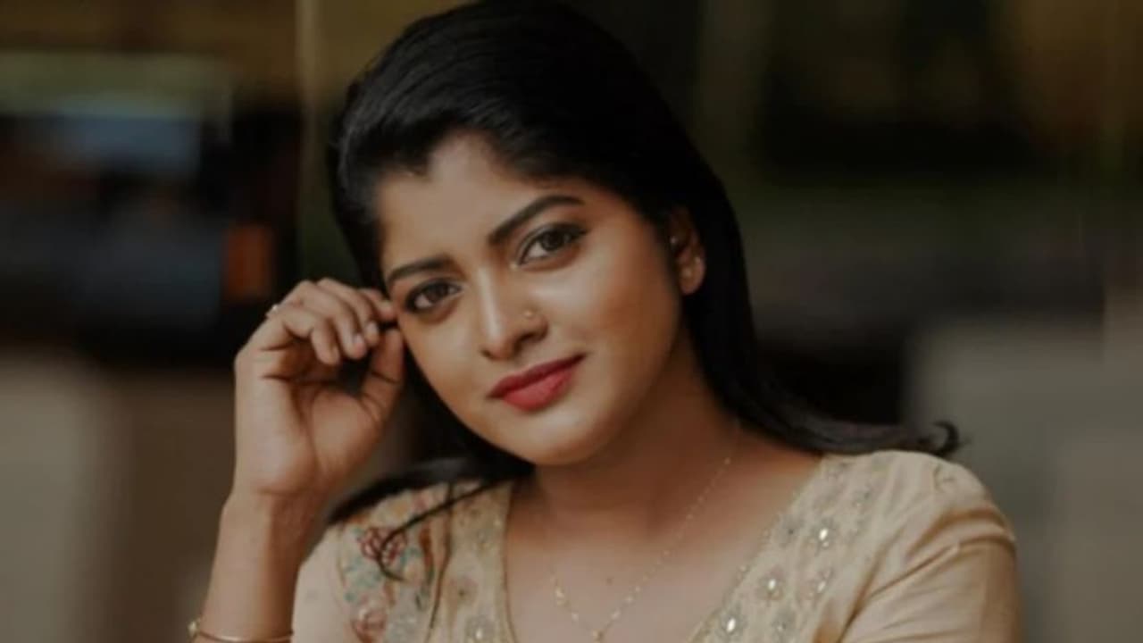 No 18 Hotel Case : നമ്പർ 18 ഹോട്ടൽ പോക്സോ കേസ്; അഞ്ജലി റിമാദേവ് ഇന്ന് ഹാജരാകുന്നതിൽ അവ്യക്തത