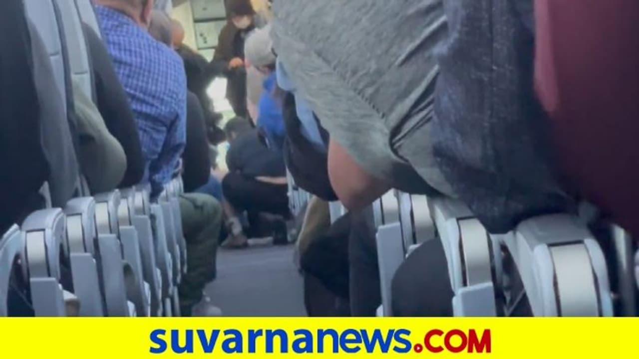 ವಿಮಾನದ ಕಾಕ್‌ಪಿಟ್‌ಗೆ ಪ್ರವೇಶಿಸಲು ಯತ್ನಿಸಿದ ಪ್ರಯಾಣಿಕನ ಮೇಲೆ ಕಾಫಿ ಪಾತ್ರೆಯಿಂದ ಹಲ್ಲೆ